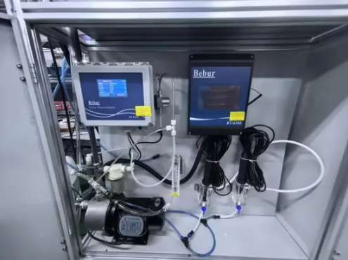 集成了液体颗粒计数器、pH/电导率仪的清洁度检测设备